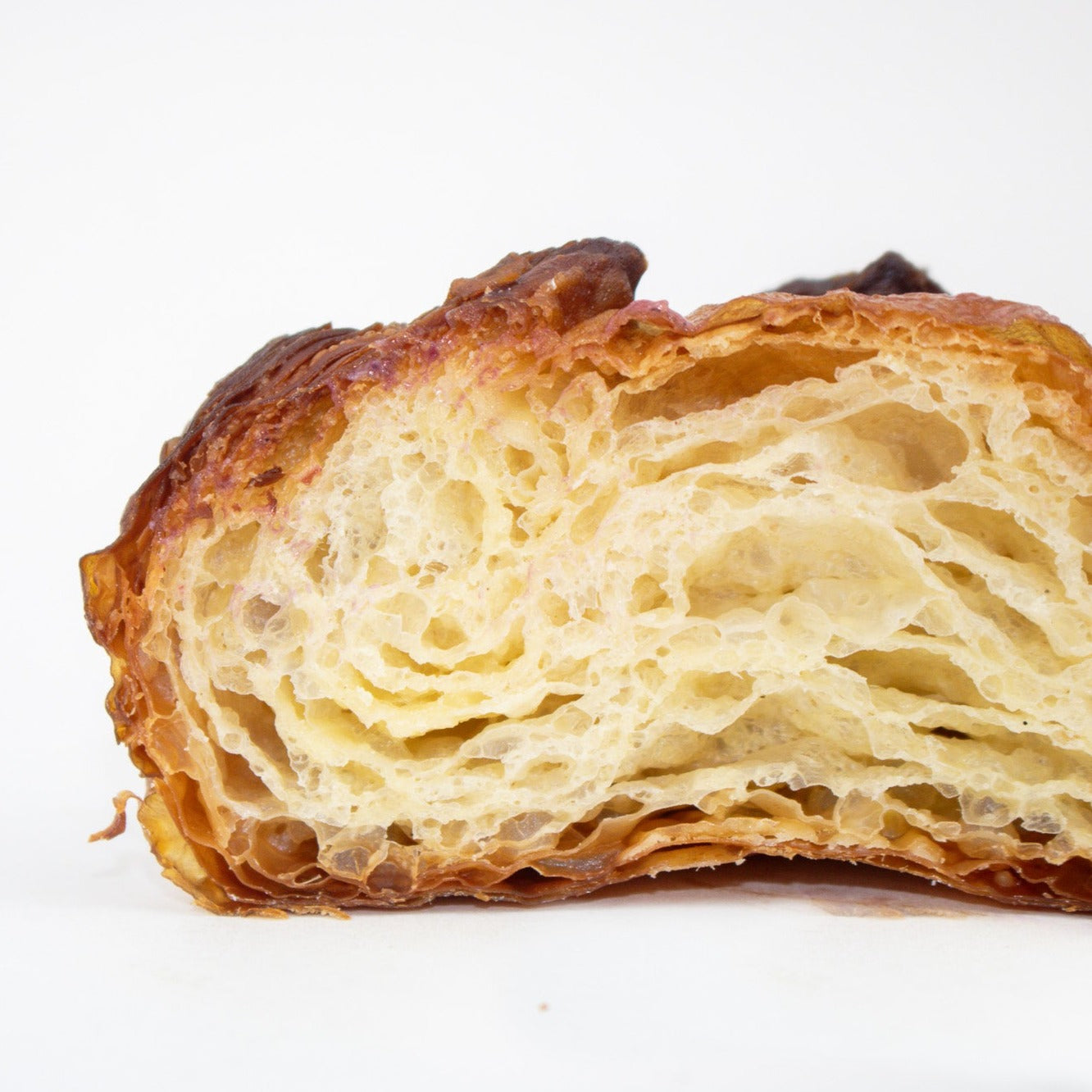 image of the pastry cut in half, showing us what is on the inside 