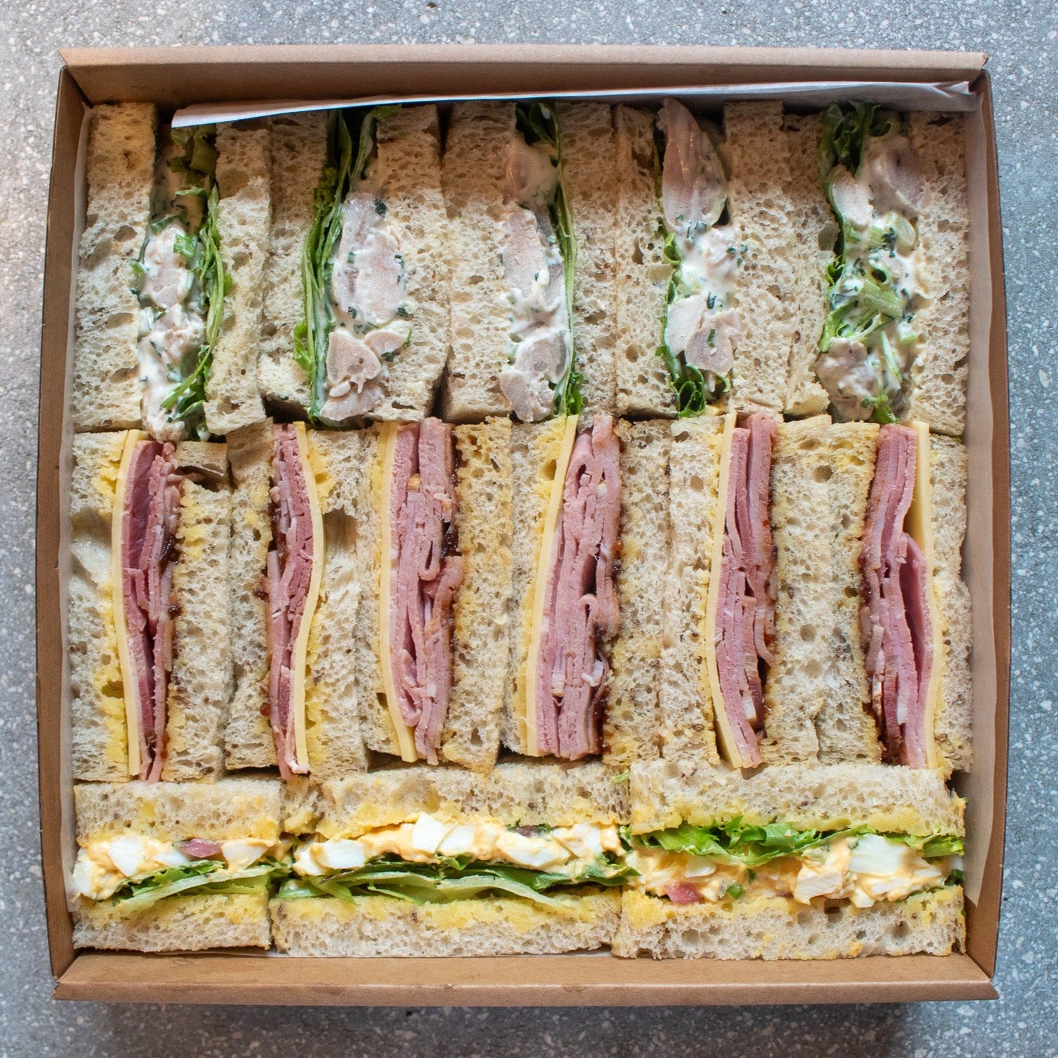 Mixed sandwich box